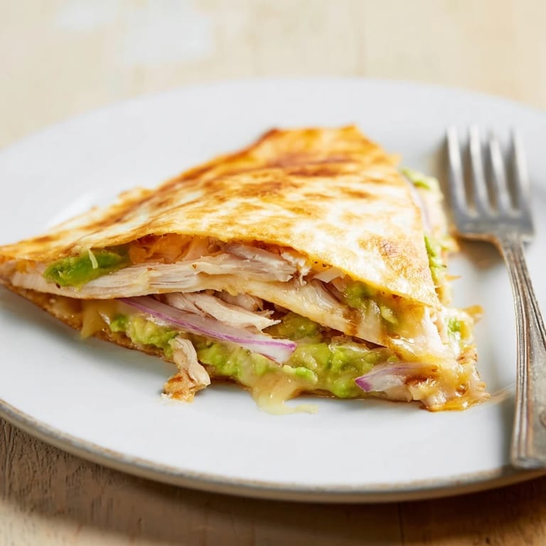 Warm, grilled chicken and fresh avocado mash stuffed in a crispy tortilla.